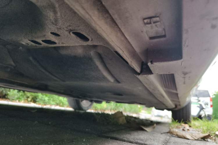 Used Volvo V40 2013 2.0T Zhiya Edition Chassis Front Left