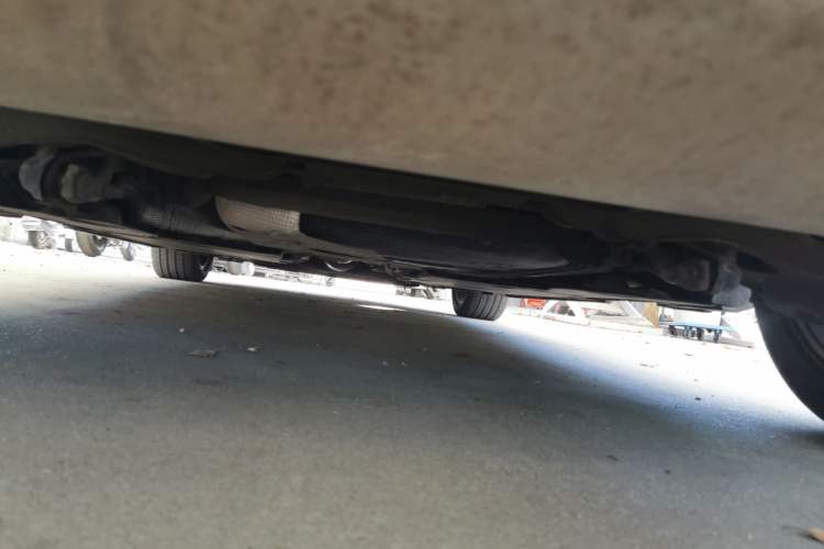 Used Volvo V40 2013 2.0T Zhiya Edition Chassis Rear