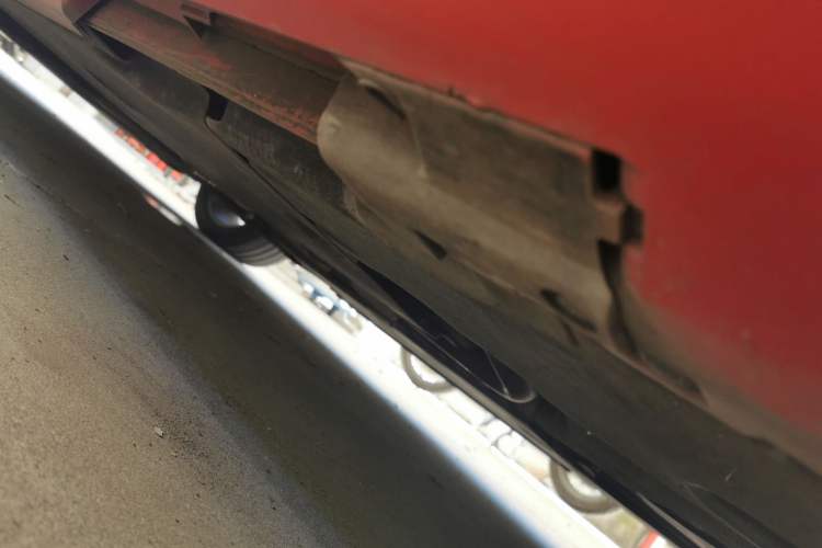 Used Volvo V40 2013 2.0T Zhiya Edition Chassis Rear Left