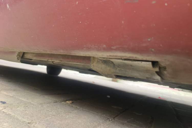 Used Volvo V40 2013 2.0T Zhiyi Edition Chassis Rear Left