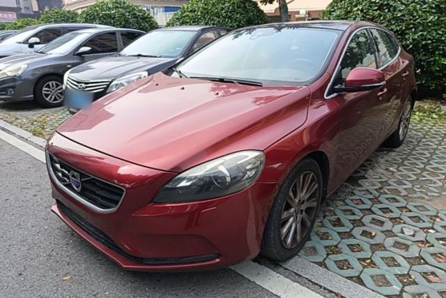 Used Volvo V40 2013 2.0T Zhiya Edition
