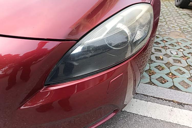 Used Volvo V40 2013 2.0T Zhiya Edition Left Front Headlight