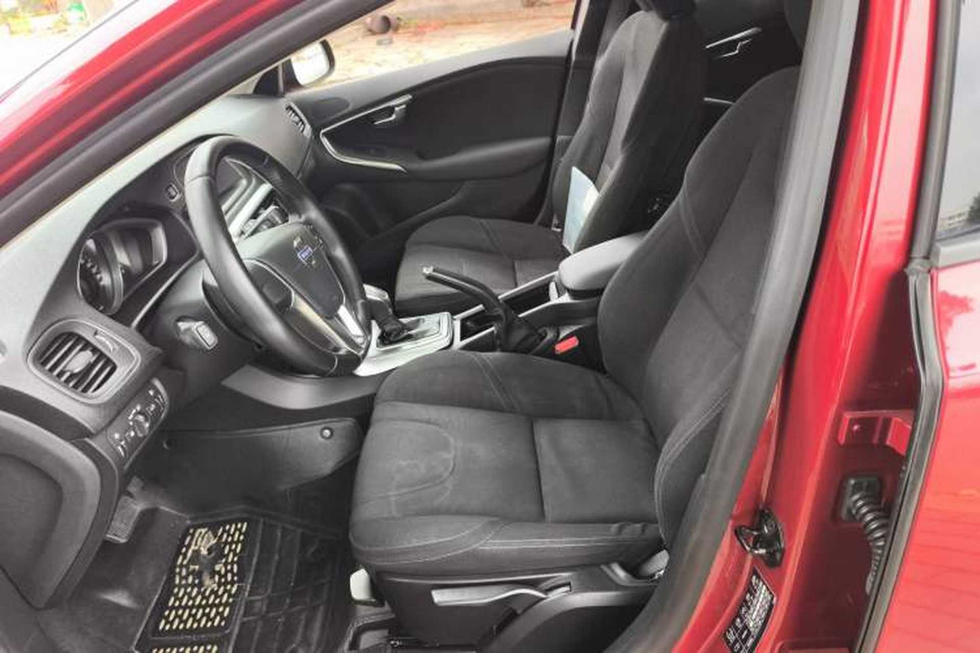 Used Volvo V40 2013 2.0T Zhiyi Edition Left Front Seat