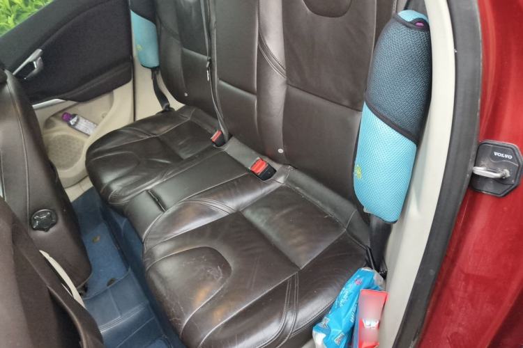 Used Volvo V40 2013 2.0T Zhiya Edition Left Rear Seat