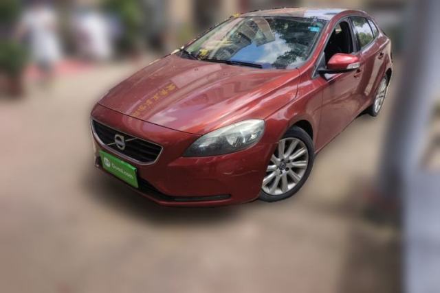 Used Volvo V40 2013 2.0T Zhiyi Edition