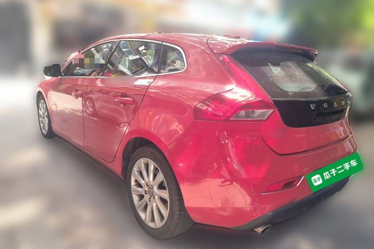 Used Volvo V40 2013 2.0T Zhiya Edition Rear Left 45 Deg