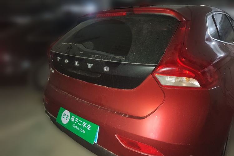Used Volvo V40 2013 2.0T Zhiya Edition Rear