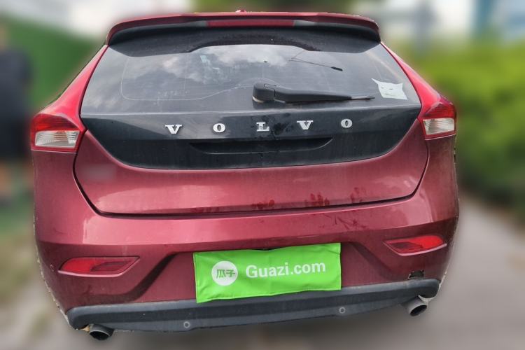 Used Volvo V40 2013 2.0T Zhiya Edition Rear
