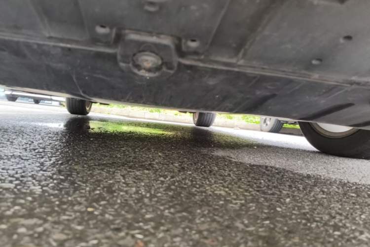 Used Volvo V40 2013 2.0T Zhiya Edition Chassis Front
