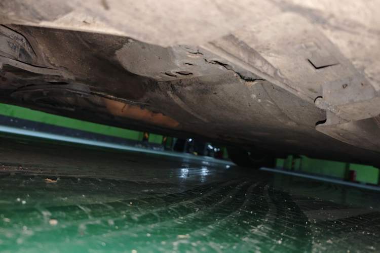 Used Volvo V40 2013 2.0T Zhiyi Edition Chassis Front Left