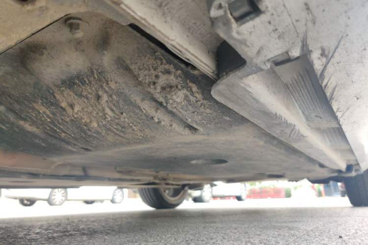 Used Volvo V40 2013 2.0T Zhiyi Edition Chassis Front Left