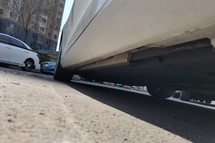 Used Volvo V40 2013 2.0T Zhiya Edition Chassis Rear Left