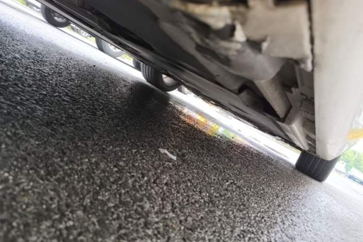 Used Volvo V40 2013 2.0T Zhiya Edition Chassis Rear Right