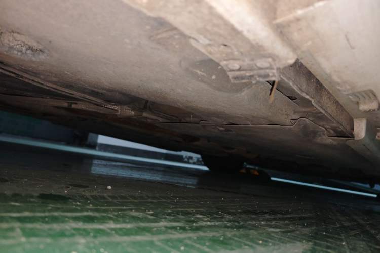 Used Volvo V40 2013 2.0T Zhiyi Edition Chassis Rear Right