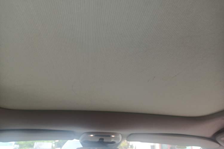 Used Volvo V40 2013 2.0T Zhiyi Edition Headliner