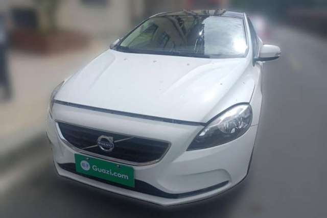 Used Volvo V40 2013 2.0T Zhiyi Edition