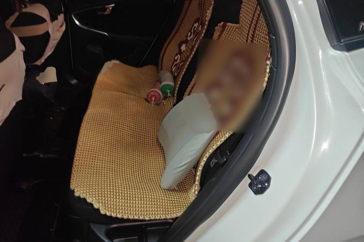 Used Volvo V40 2013 2.0T Zhiyi Edition Left Rear Seat