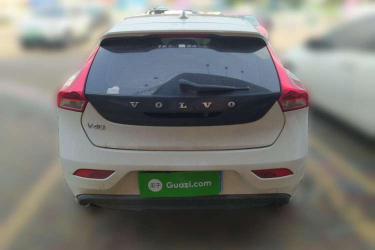 Used Volvo V40 2013 2.0T Zhiya Edition Rear