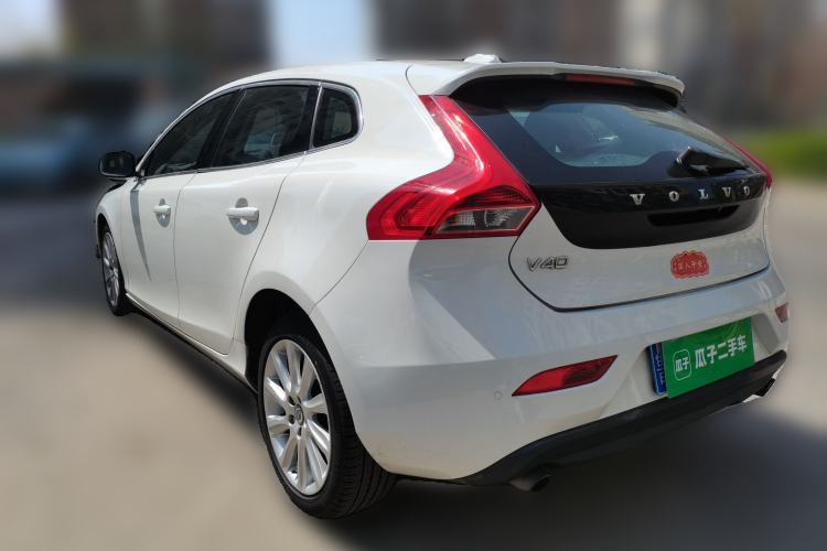 Used Volvo V40 2013 2.0T Zhiya Edition Rear Left 45 Deg
