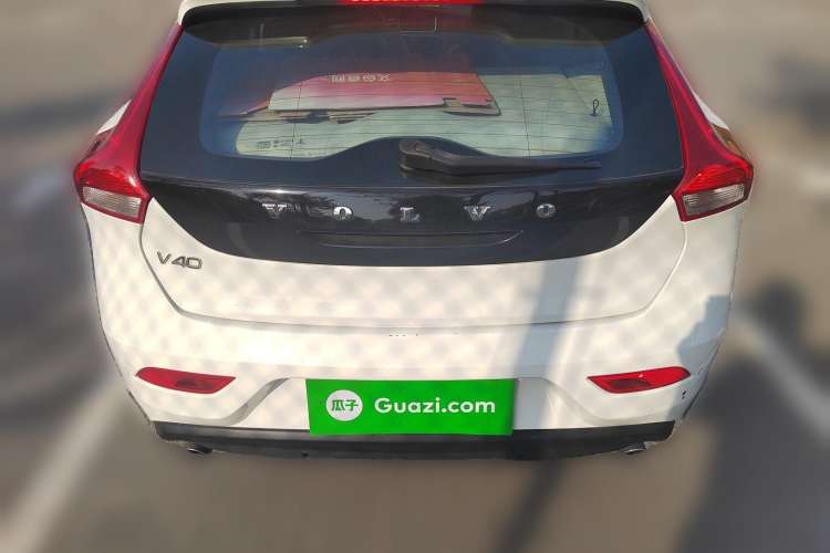 Used Volvo V40 2013 2.0T Zhiya Edition Rear