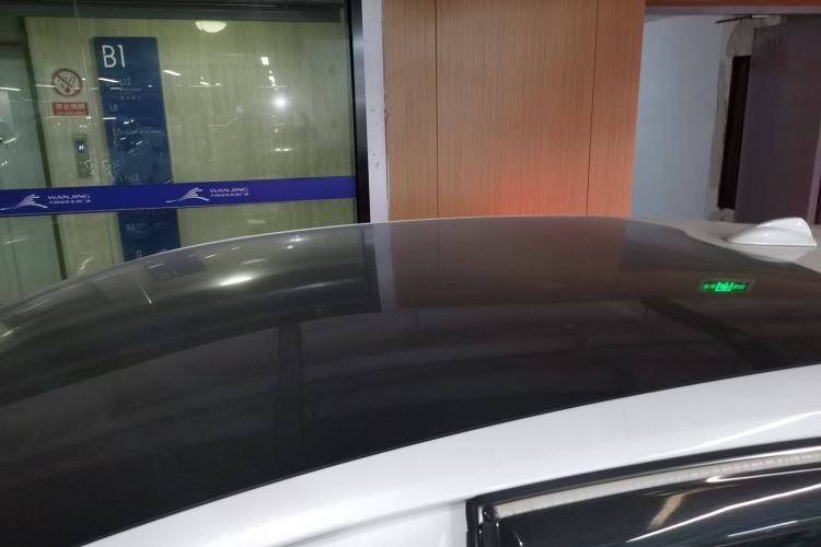 Used Volvo V40 2013 2.0T Zhiya Edition Roof