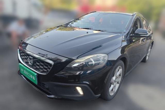 Used Volvo V40 2014 Cross Country T5 AWD Smart Luxury Edition