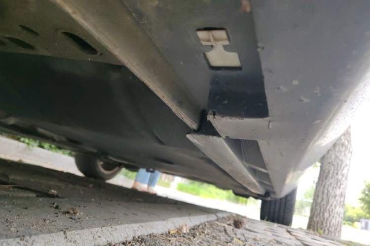 Used Volvo V40 2014 2.0T Zhiya Edition Chassis Front Left