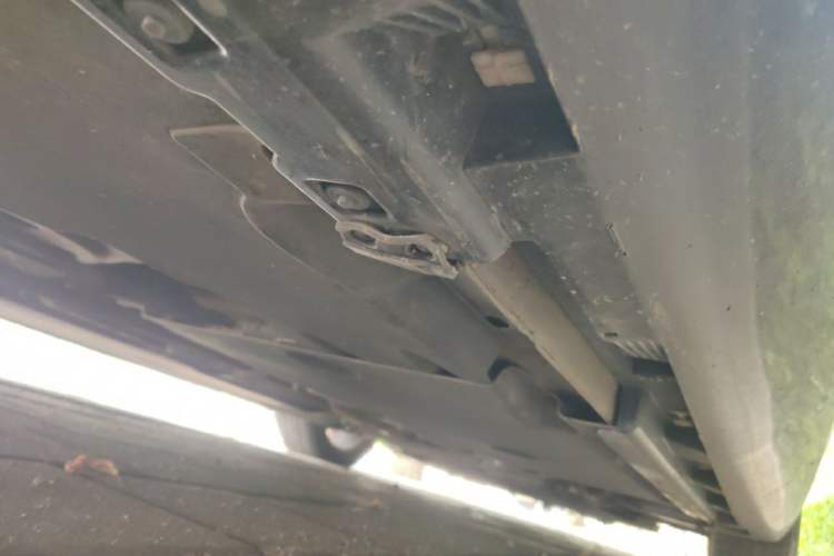 Used Volvo V40 2014 2.0T Zhiya Edition Chassis Rear Right