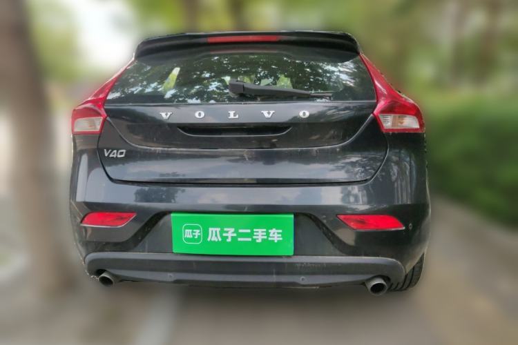 Used Volvo V40 2014 2.0T Zhiya Edition Rear