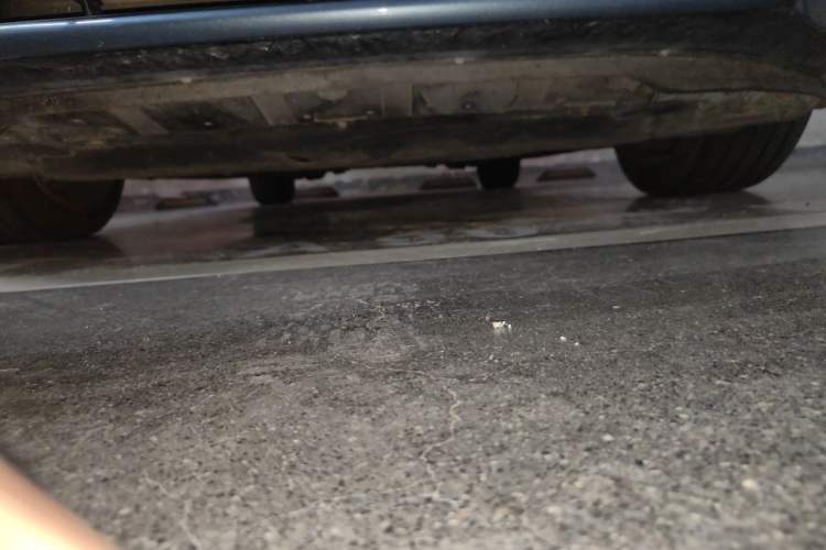 Used Volvo V40 2014 2.0T Zhiya Edition Chassis Front