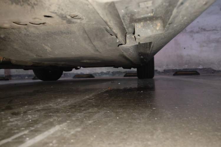 Used Volvo V40 2014 2.0T Zhiya Edition Chassis Front Left