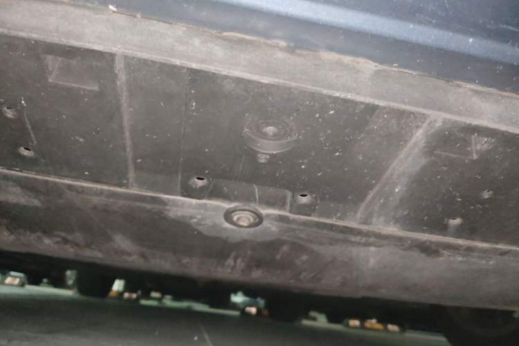 Used Volvo V40 2014 2.0T Zhiya Edition Chassis Front