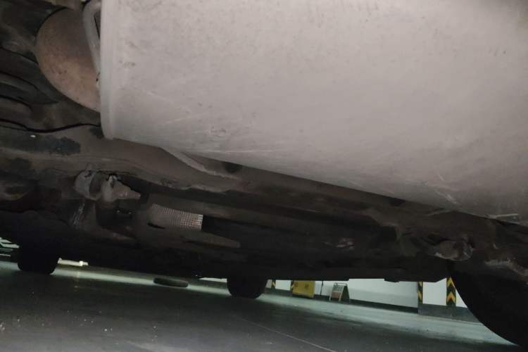 Used Volvo V40 2014 2.0T Zhiya Edition Chassis Rear
