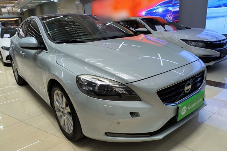 Used Volvo V40 2014 2.0T Zhiya Edition Exterior 1