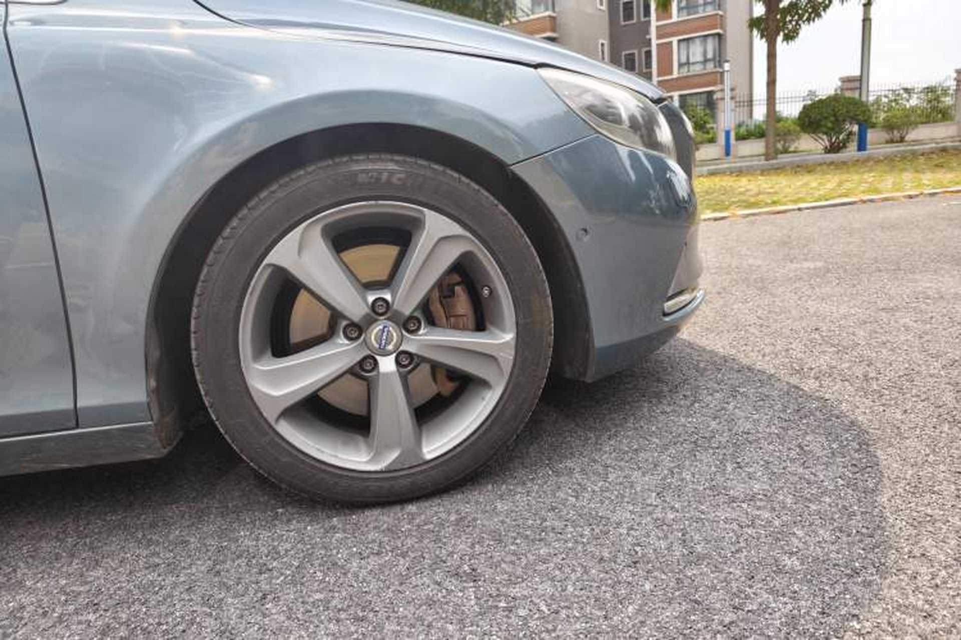 Used Volvo V40 2014 2.0T Zhiya Edition Exterior 11