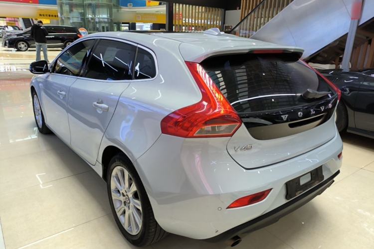 Used Volvo V40 2014 2.0T Zhiya Edition Exterior 2