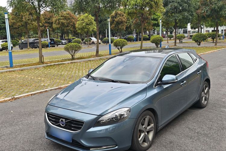 Used Volvo V40 2014 2.0T Zhiya Edition Exterior 2