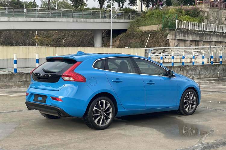 Used Volvo V40 2014 2.0T Zhiya Edition Exterior 5