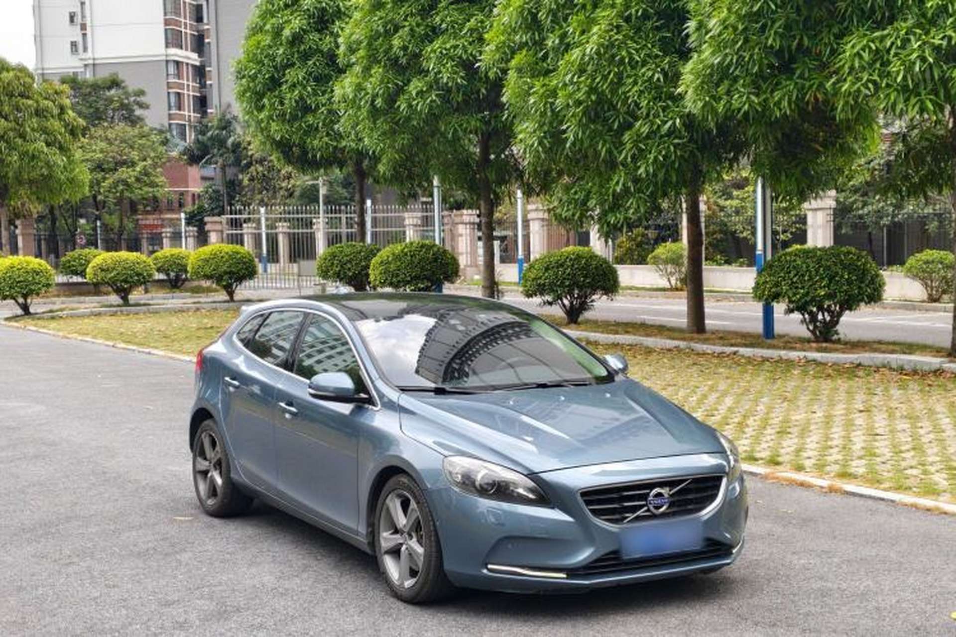 Used Volvo V40 2014 2.0T Zhiya Edition Exterior 5