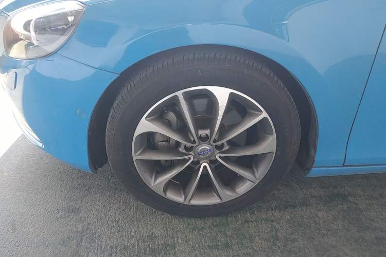 Used Volvo V40 2014 2.0T Zhiya Edition Exterior 7