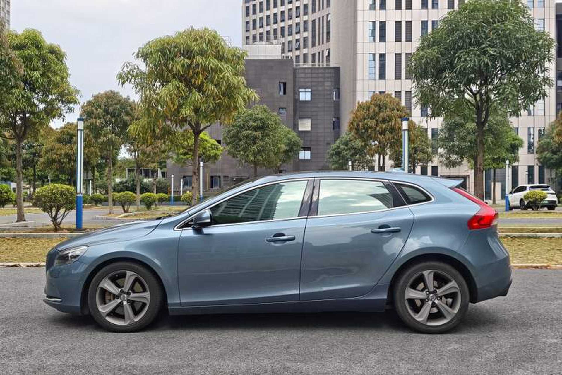 Used Volvo V40 2014 2.0T Zhiya Edition Exterior 7