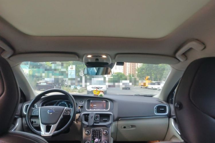 Used Volvo V40 2014 2.0T Zhiya Edition Headliner