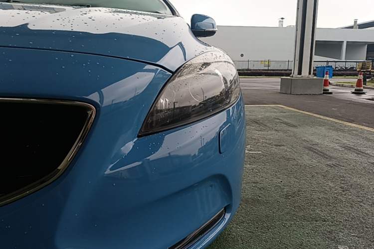 Used Volvo V40 2014 2.0T Zhiya Edition Left Front Headlight
