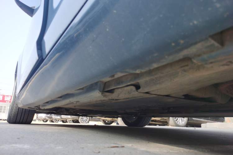 Used Volvo V40 2014 2.0T Zhiyi Version Left Side Sill