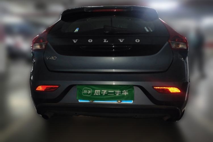 Used Volvo V40 2014 2.0T Zhiya Edition Rear