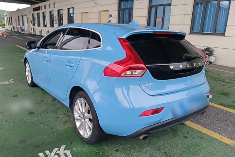 Used Volvo V40 2014 2.0T Zhiya Edition Rear Left 45 Deg