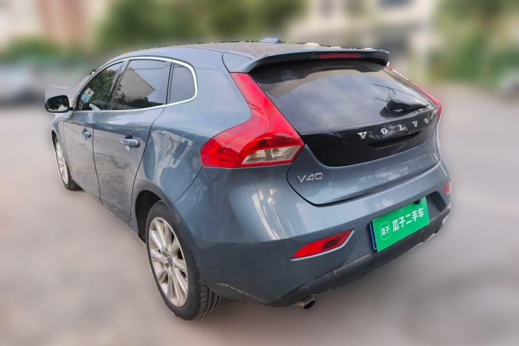 Used Volvo V40 2014 2.0T Zhiya Edition Rear Left 45 Deg