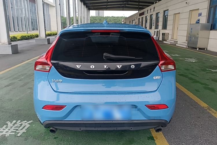 Used Volvo V40 2014 2.0T Zhiya Edition Rear