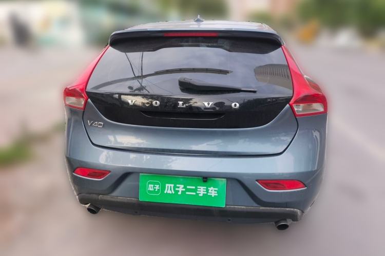 Used Volvo V40 2014 2.0T Zhiya Edition Rear