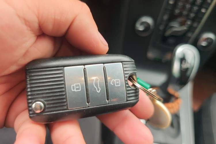 Used Volvo V40 2014 2.0T ZhiShang Version Vehicle Key